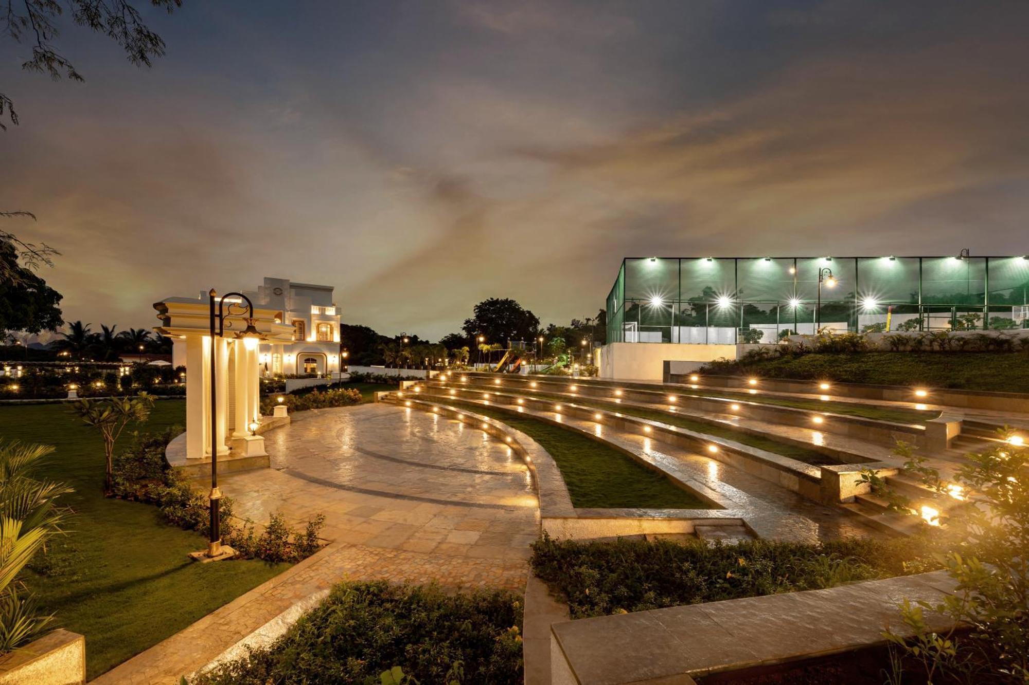 Imperial Goa Hotel Олд Гоа Екстериор снимка