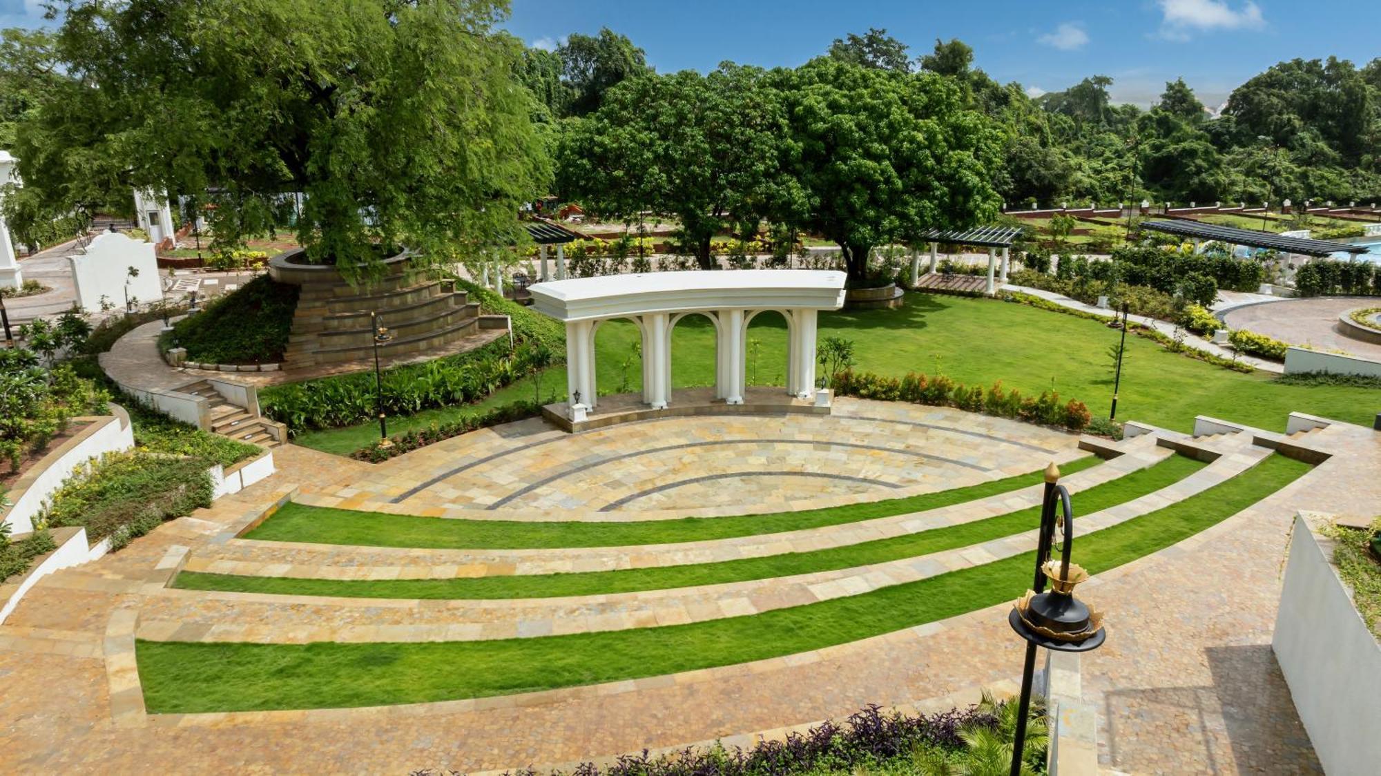 Imperial Goa Hotel Олд Гоа Екстериор снимка