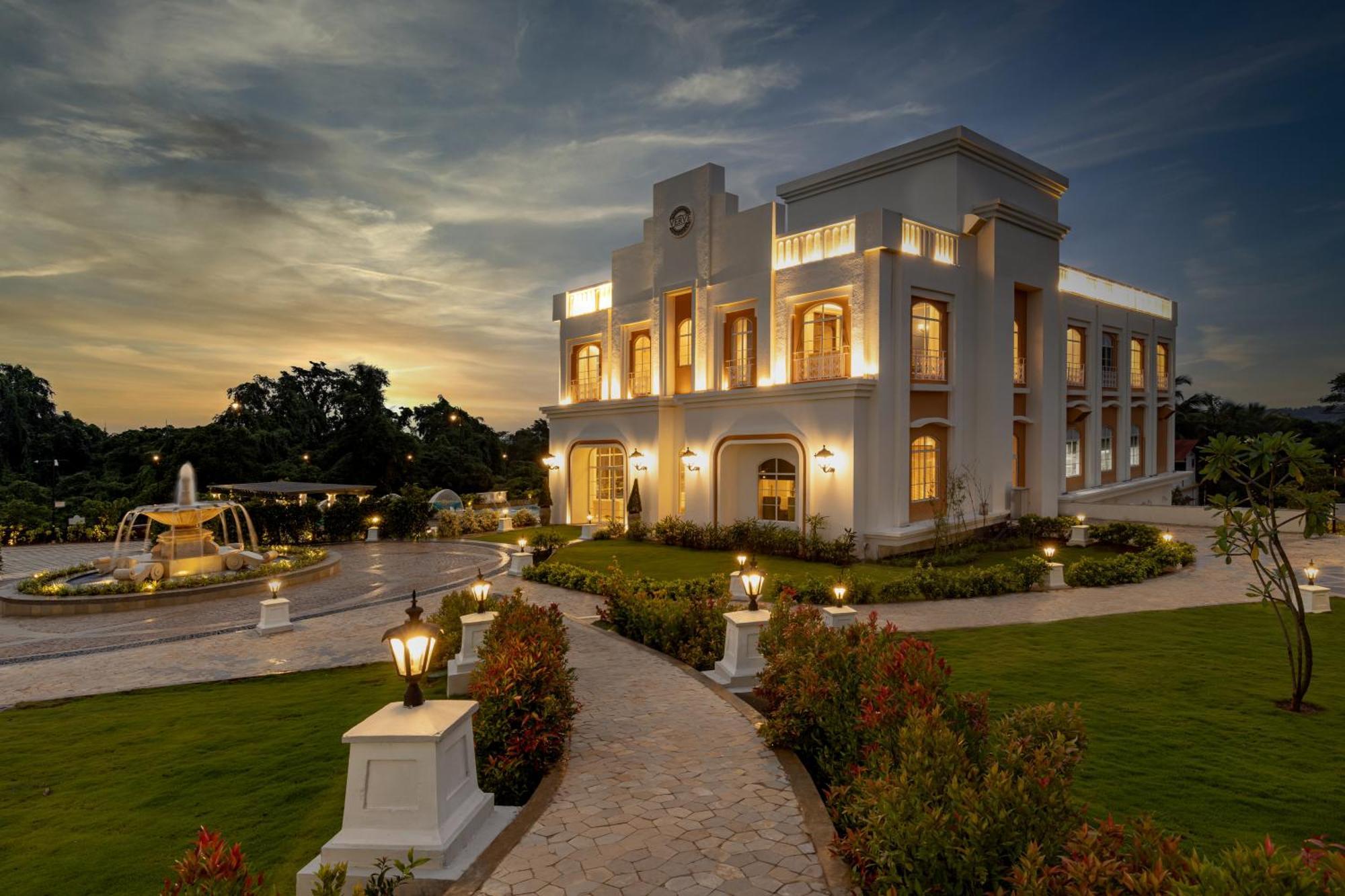 Imperial Goa Hotel Олд Гоа Екстериор снимка