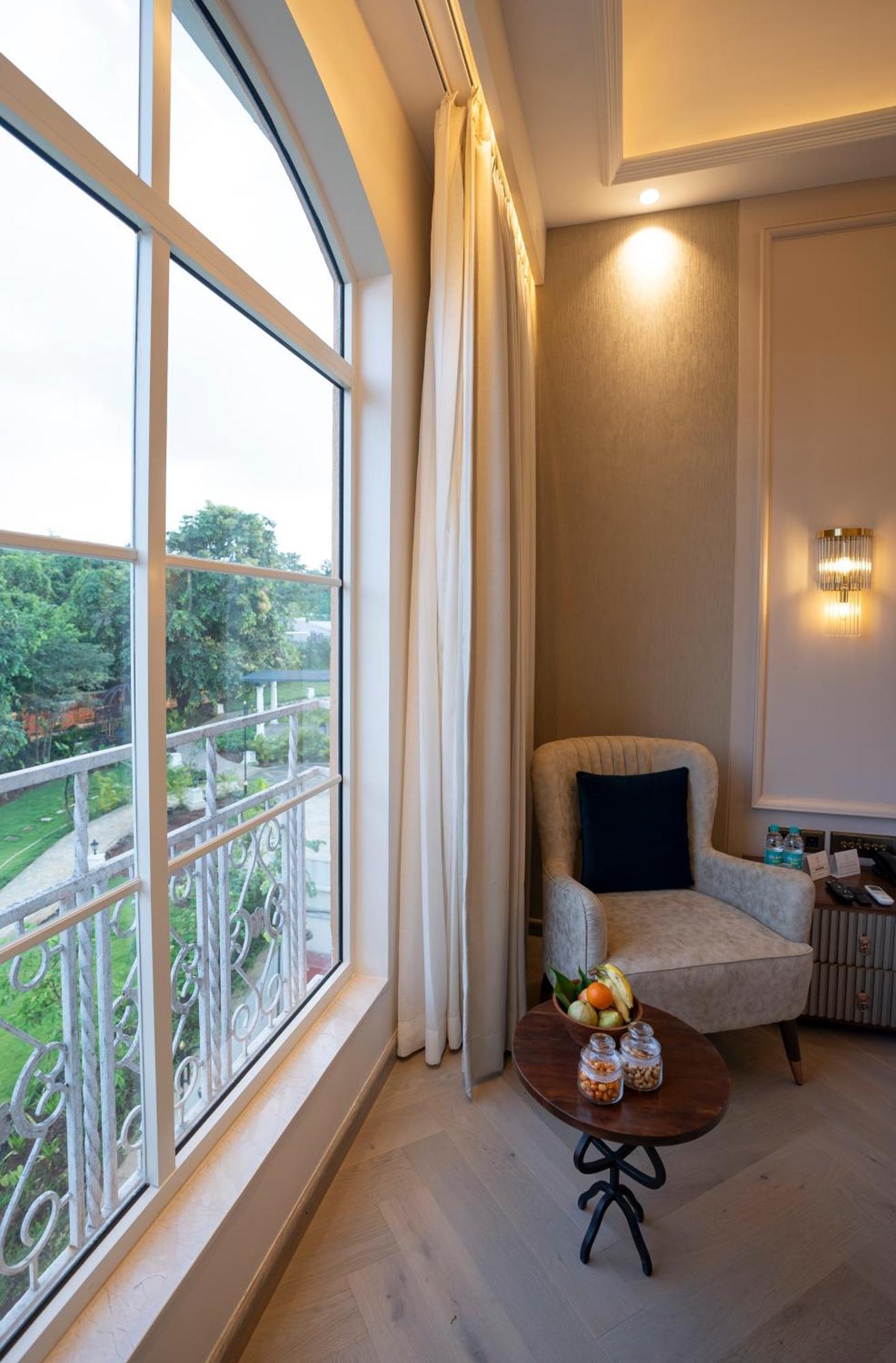 Imperial Goa Hotel Олд Гоа Екстериор снимка