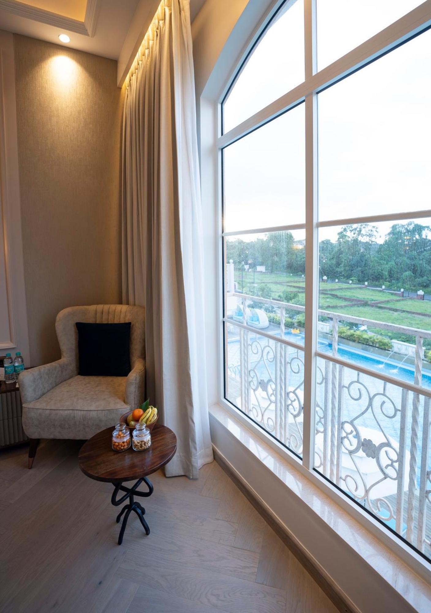 Imperial Goa Hotel Олд Гоа Екстериор снимка